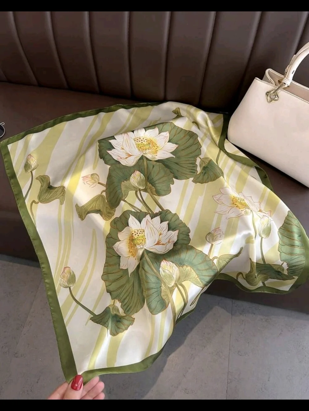 Silk Floral Print Neck Scarf - Green
